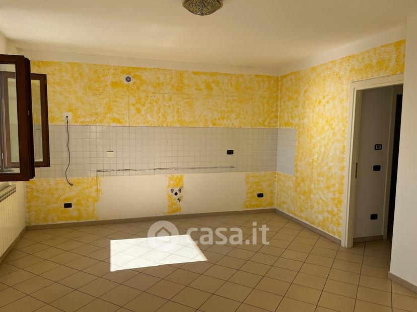 Trilocale in Via Bergiola — foto 8 di 23