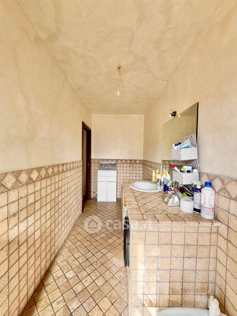 Trilocale in Via Cantalupo 50 — foto 39 di 39