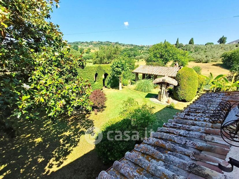 Villa in Strada Aquilano — foto 11 di 52