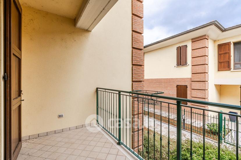 Trilocale in Quartiere Don Reverberi 49 — foto 7 di 39
