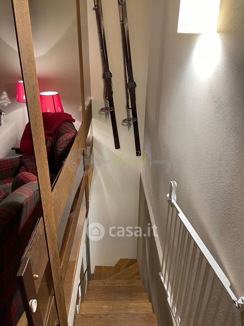 Trilocale in Via Col Ferret 6 — foto 5 di 35