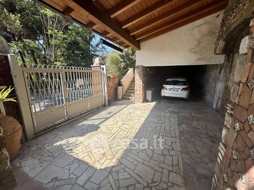 Villa in Via Appia 104 /200
