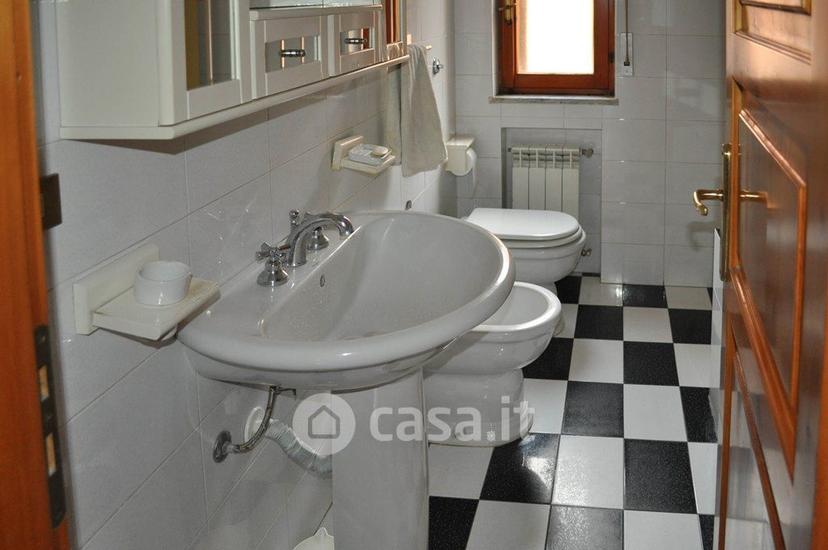 Appartamento in Via Vincenzo Guaragna 5 /4 — foto 12 di 30