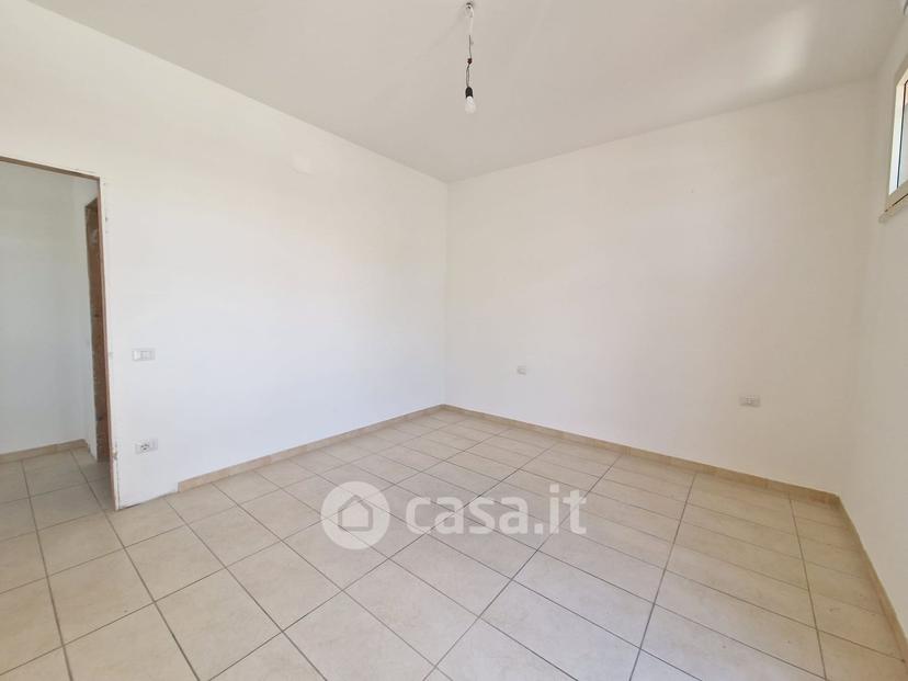 Quadrilocale in Via Fratelli Rosselli — foto 9 di 16