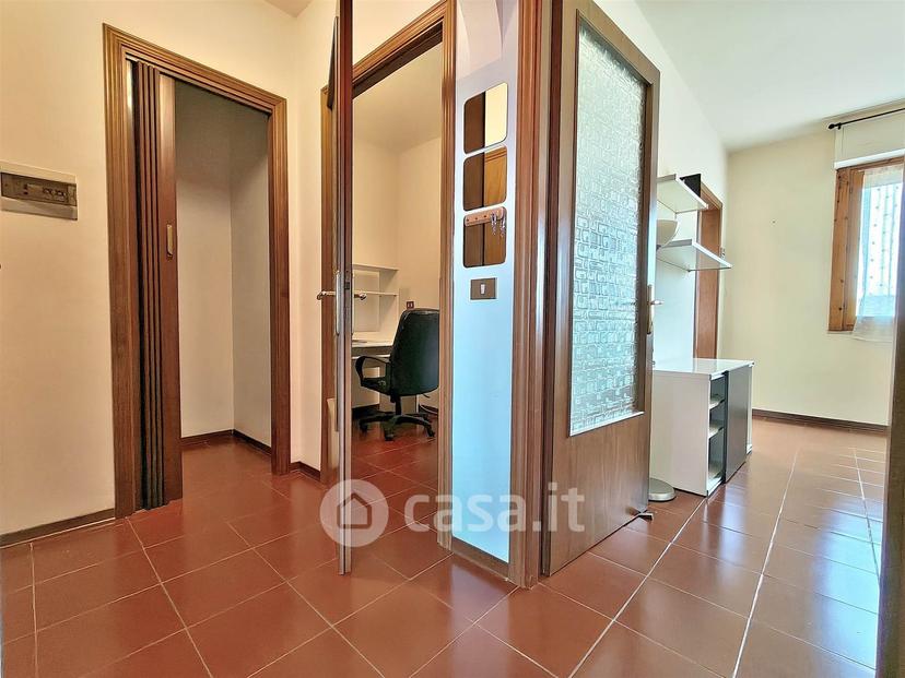 Trilocale in Via I Maggio — foto 8 di 23