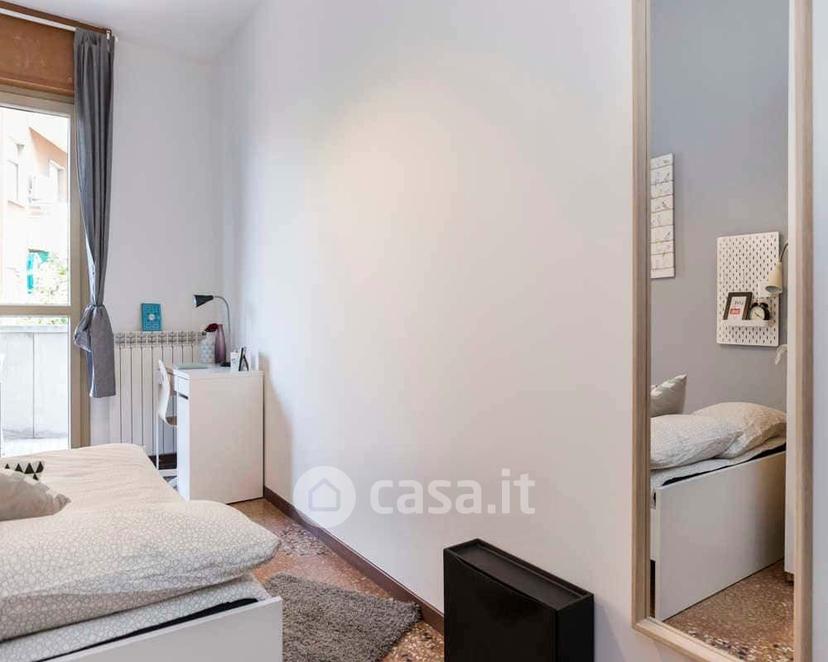 Stanza in Viale Giovanni Vicini 20 — foto 15 di 18