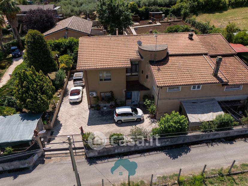 Villa in Via Col Fiorito — foto 13 di 67