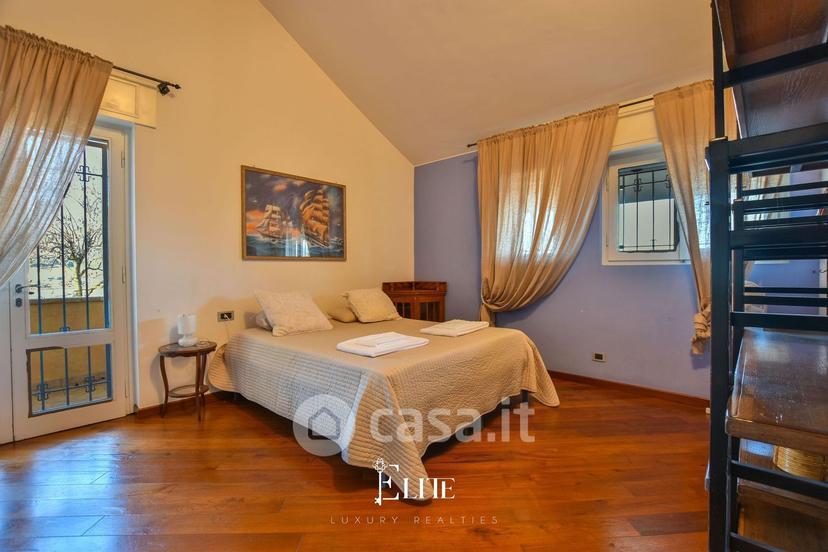 Villa in Via Moncalvo 15 — foto 15 di 63