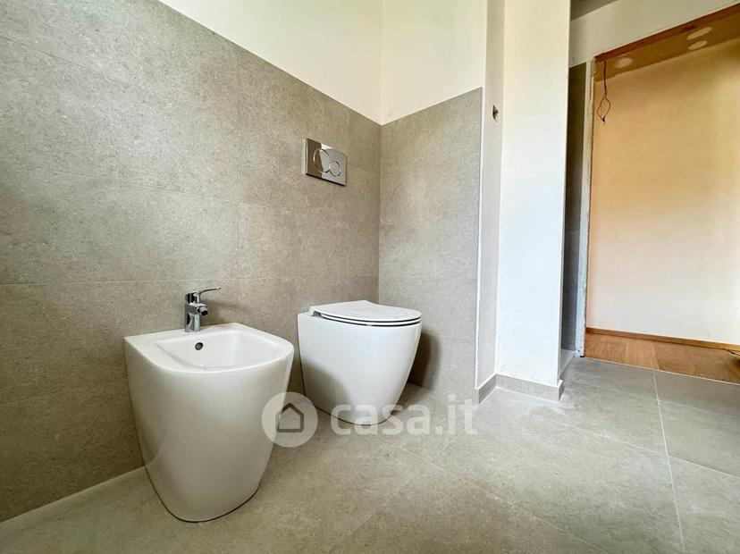 Trilocale in Via Giulio Monteverde 22 — foto 23 di 32