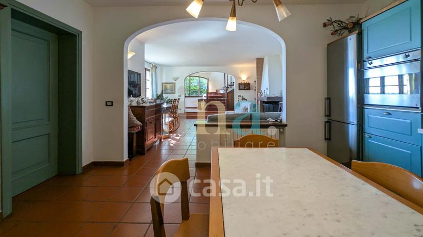 Villa in Via Cecinese — foto 47 di 56