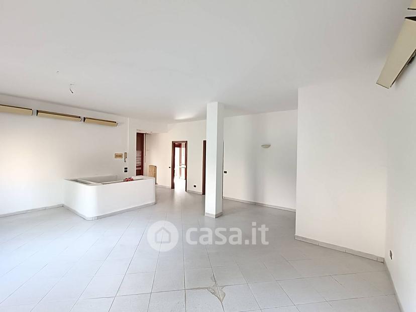 Quadrilocale in Via Cesare Battisti 18 — foto 19 di 37