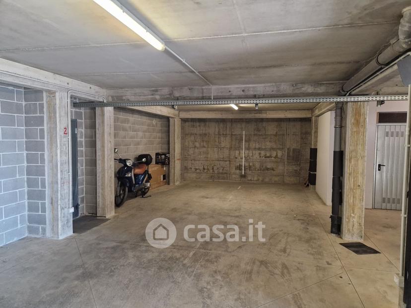 Trilocale in Via Tessarole 30 — foto 2 di 24