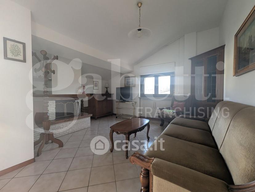 Trilocale in Via Assisi 1 — foto 10 di 20