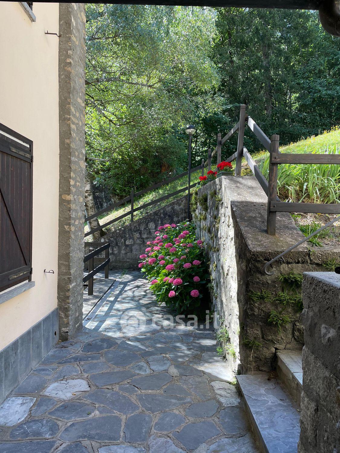 Bilocale in Allée Des Thermes 16
