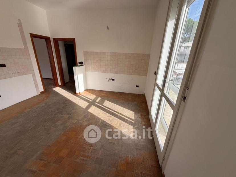 Appartamento in Viale Volturno 111 — foto 26 di 54