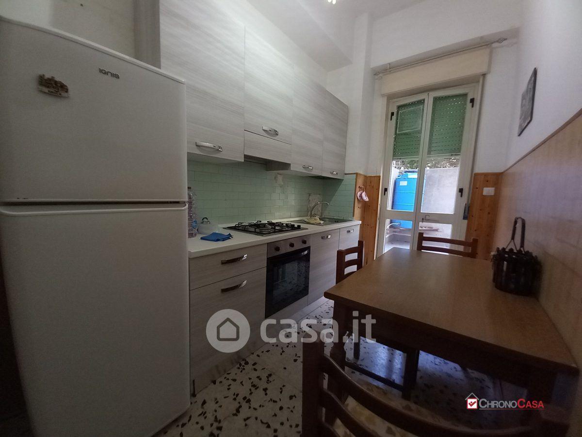 Trilocale in Via Giuseppe La Farina 400