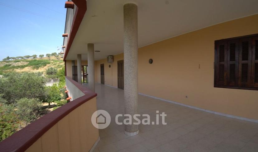 Villa in Via dei Carpini 1 — foto 37 di 51
