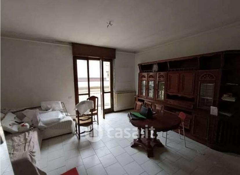 Trilocale in Via Massimo d'Azeglio 87 — foto 7 di 12
