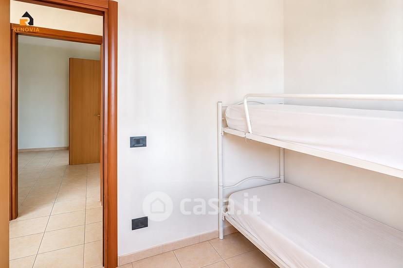 Trilocale in Via Mar Tirreno 186 — foto 2 di 29