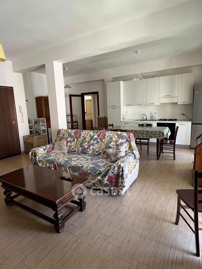 Trilocale in Via G. Oberdan 46 — foto 6 di 25