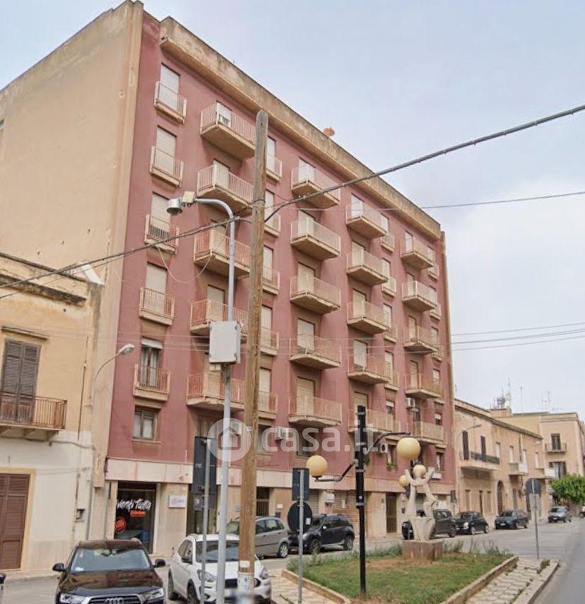 Trilocale in Via Sanità — foto 2 di 2