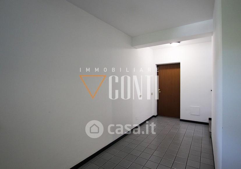Quadrilocale in Via Sacro Monte 63 — foto 21 di 34