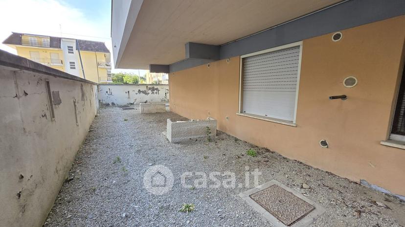Trilocale in Via Taranto 91 — foto 8 di 18