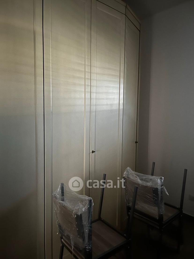 Stanza in Viale Vittorio Veneto 45 — foto 5 di 20