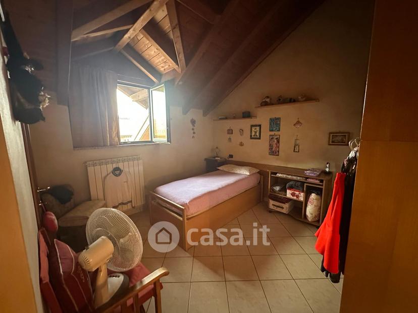 Trilocale in Via XXV Luglio 6 — foto 23 di 29