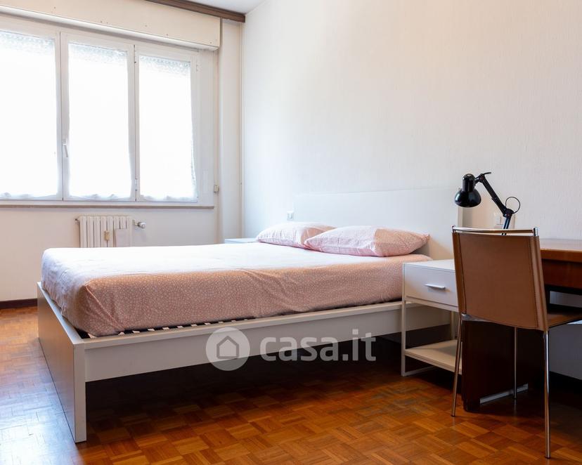 Stanza in Via Fratelli Bressan