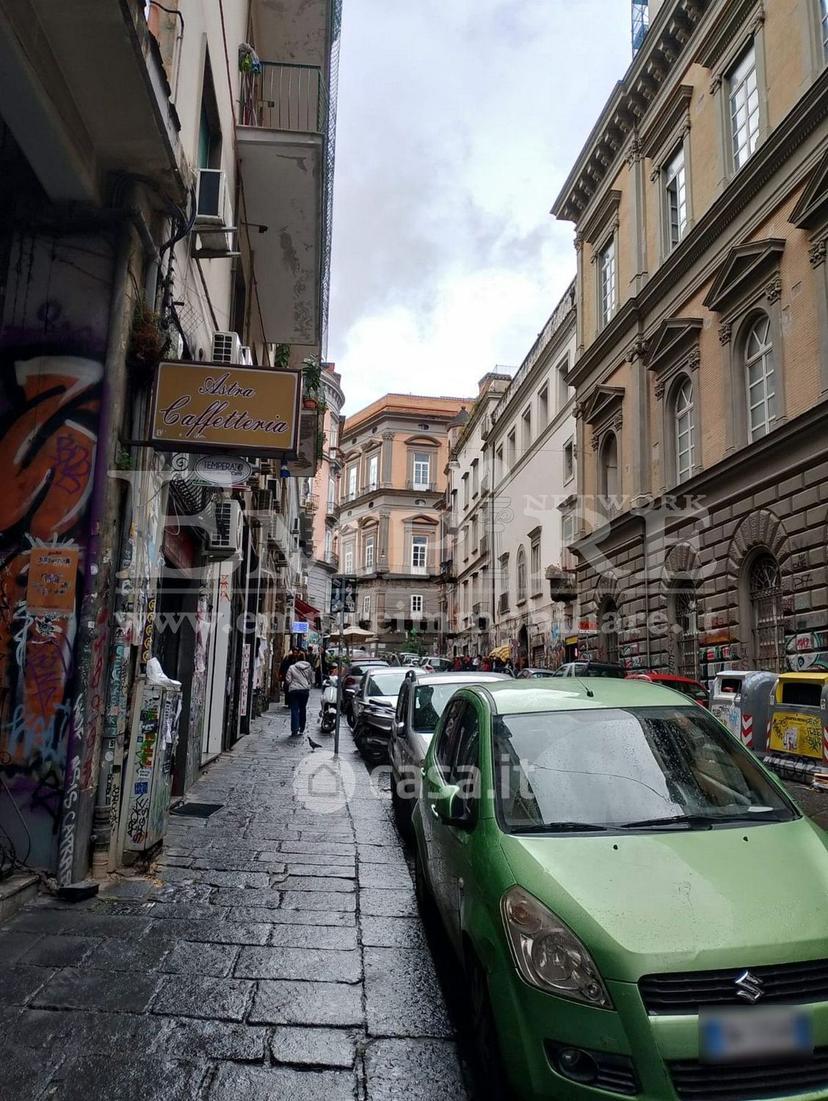 Quadrilocale in Via Mezzocannone 109 — foto 27 di 27