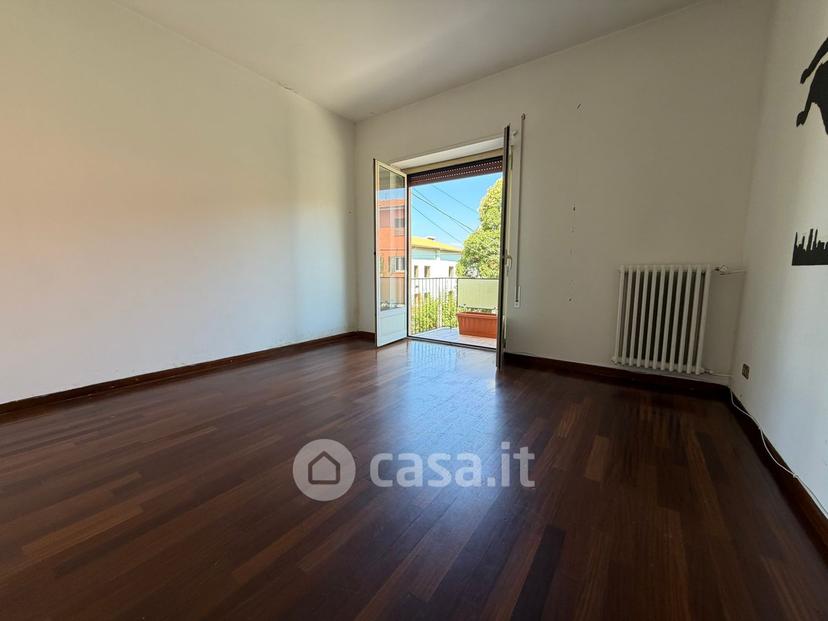 Appartamento in Via Antrodoco 6
