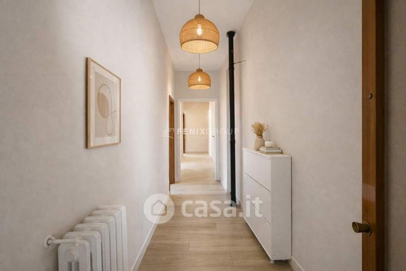 Trilocale in Via del Cacciatore 2 — foto 6 di 23