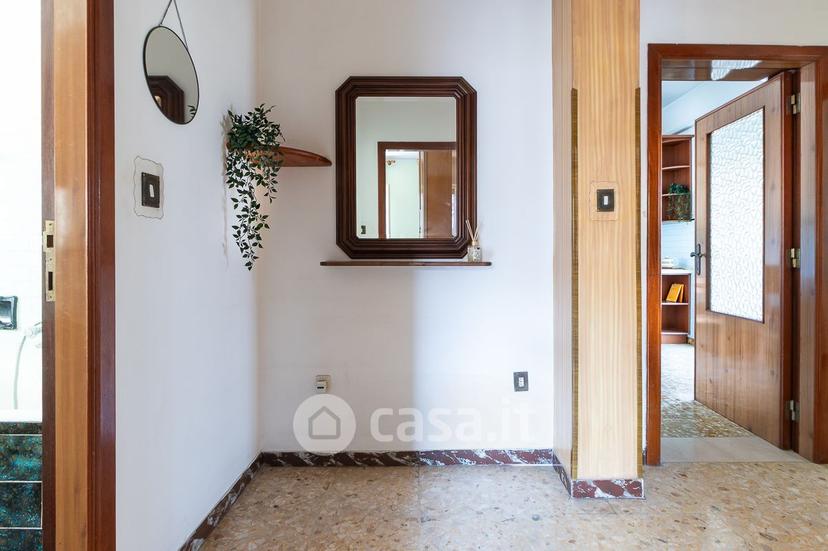 Trilocale in Via Aterno 339 — foto 32 di 65