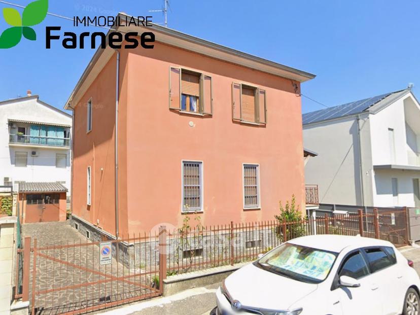 Villa in Via Carlo Uttini 11 — foto 14 di 31