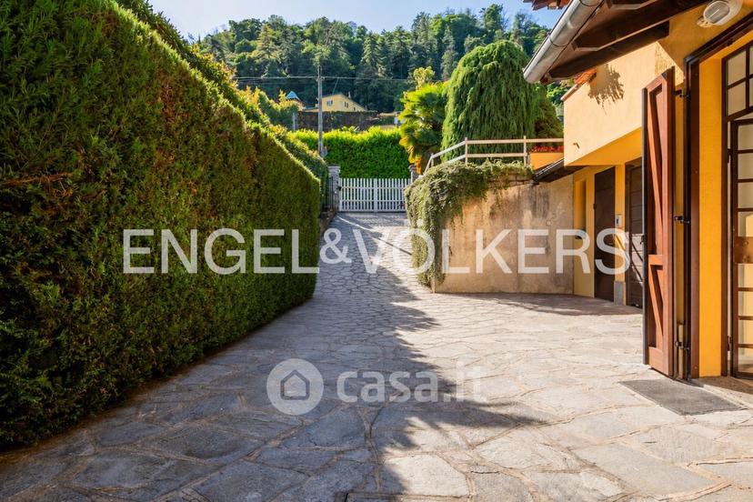 Villa in Via Sempione 177 — foto 13 di 32