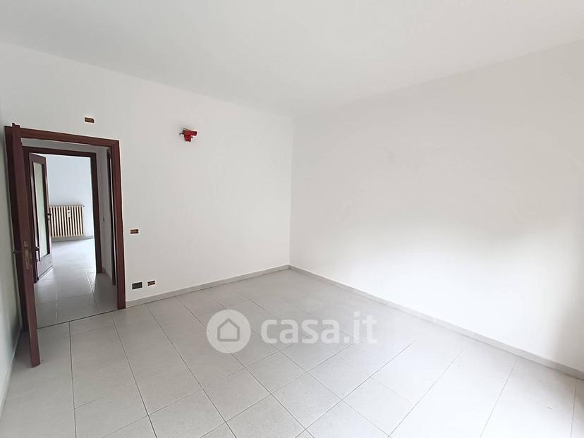 Quadrilocale in Via Cesare Battisti 18 — foto 14 di 37