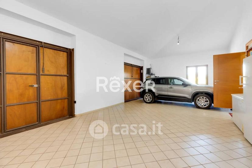 Villa in Sp13 — foto 29 di 33