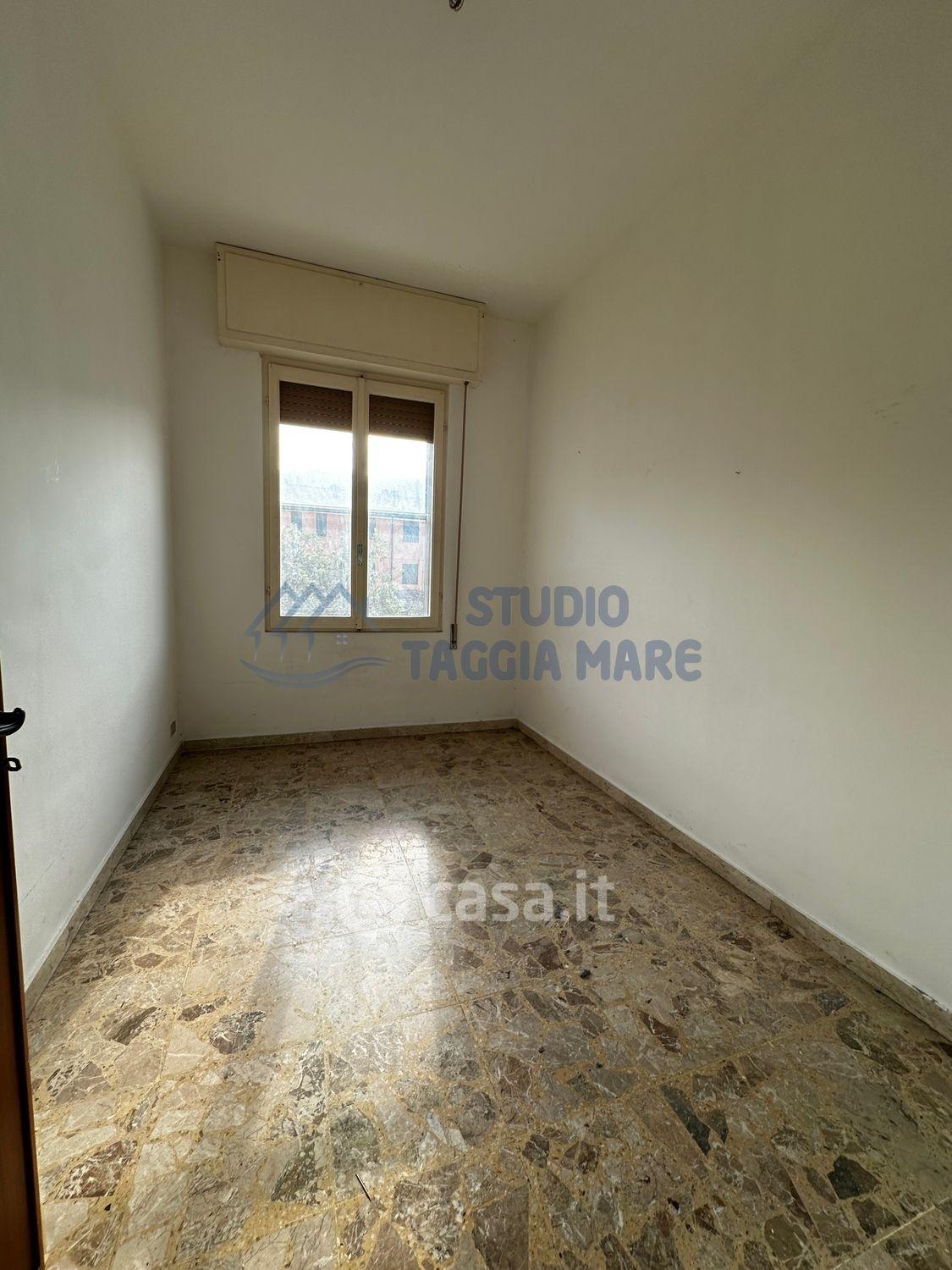 Trilocale in Via Goffredo Mameli