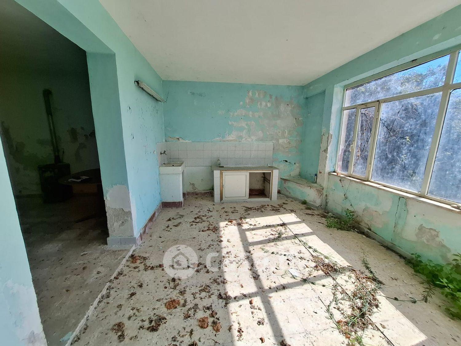 Villa in Via Esterna Renda 42