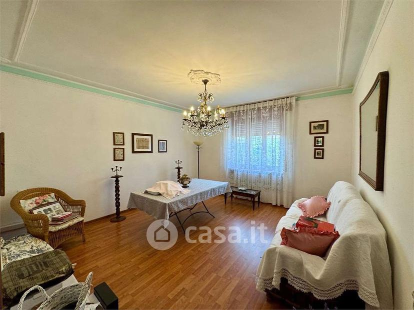 Villa in Via Eugenio Baroni 1 — foto 32 di 33