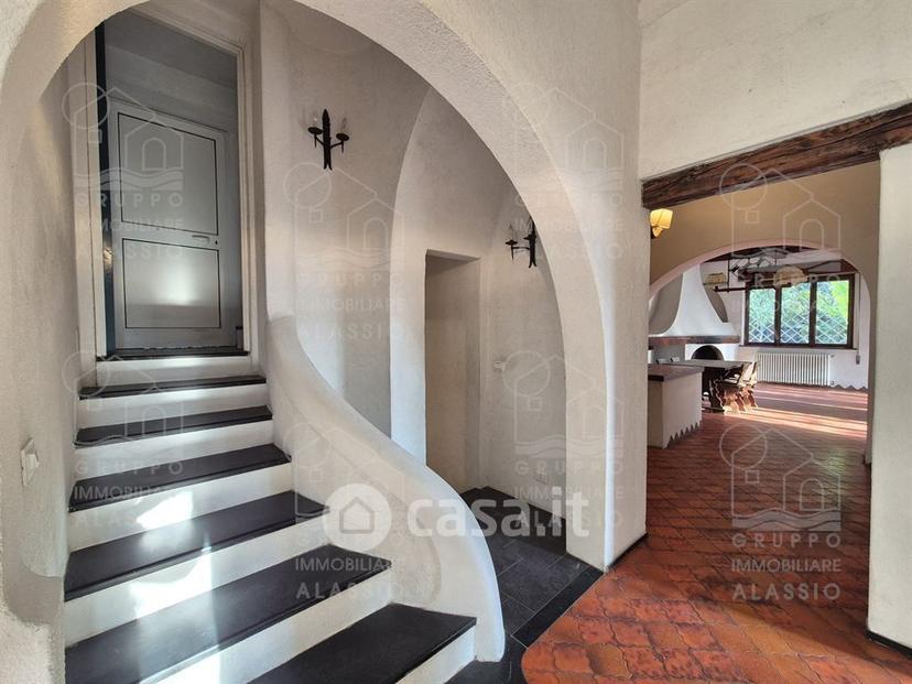 Villa in Regione San Rocco — foto 3 di 28
