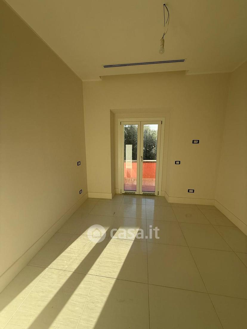 Quadrilocale in Via Tullia 23 — foto 21 di 28