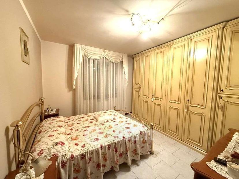 Quadrilocale in Via della Costituzione — foto 24 di 31