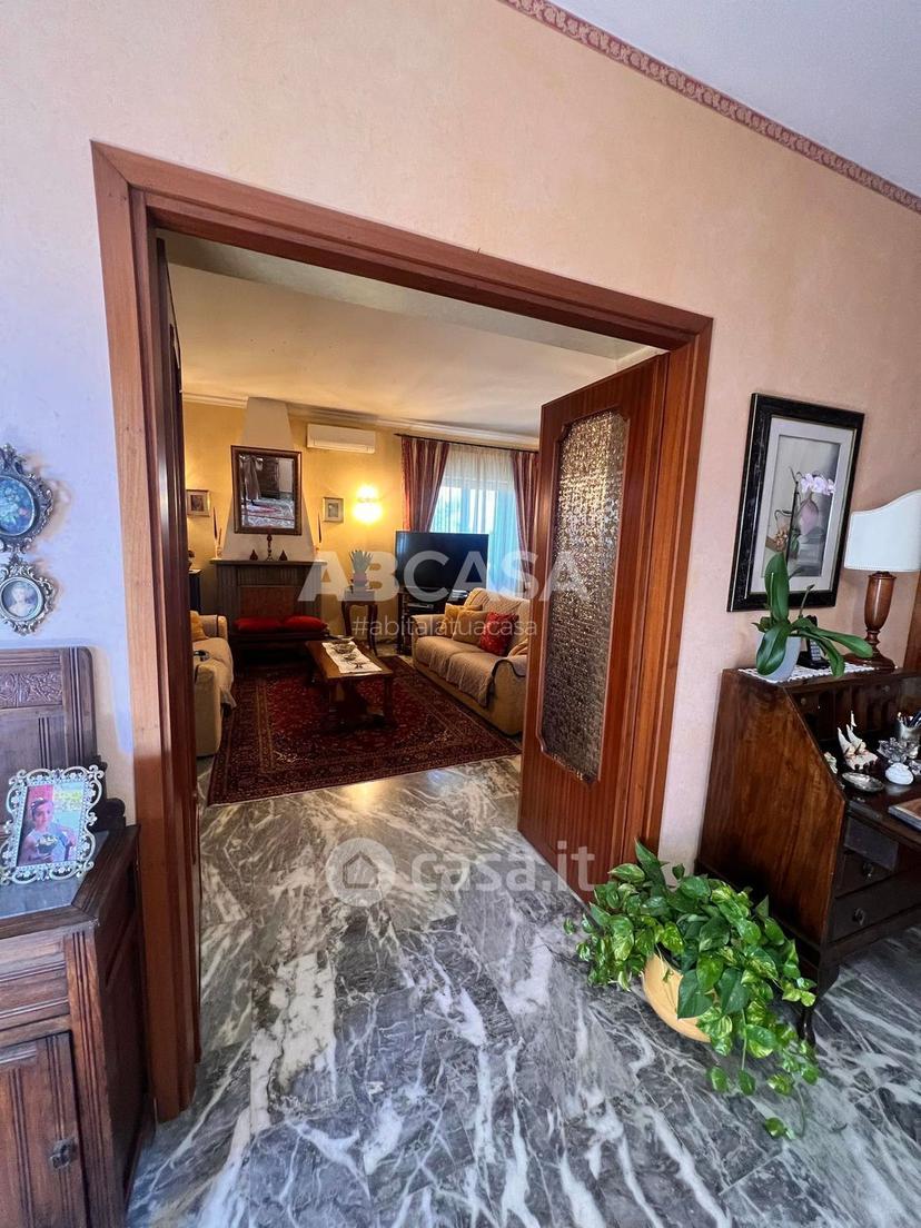 Villa in Via del Mandorlo — foto 3 di 50
