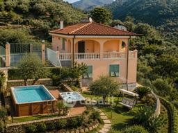Villa in Strada Madonna del Carmine
