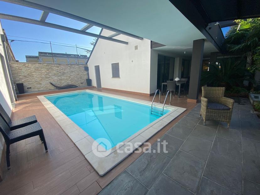 Villa in Via Otello Putinati — foto 10 di 48