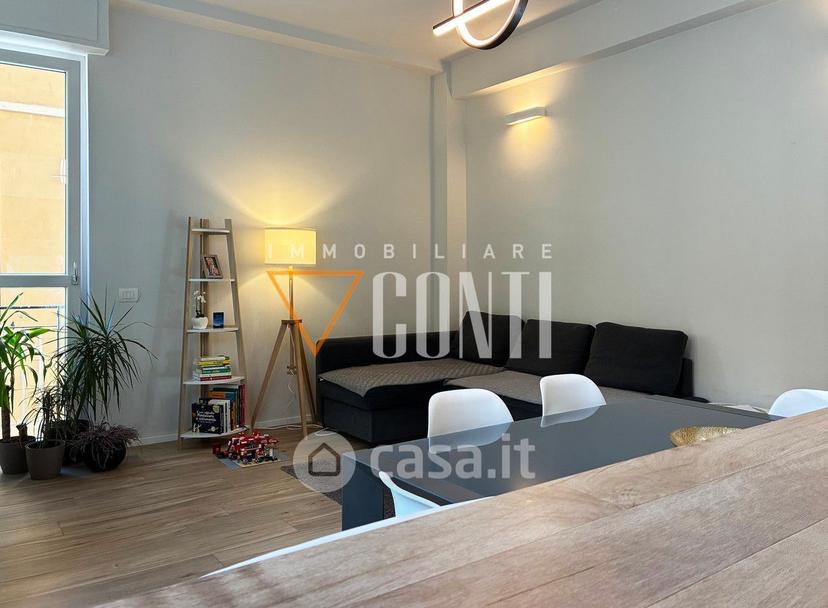 Trilocale in Via Vincenzo Dandolo 19 — foto 5 di 17
