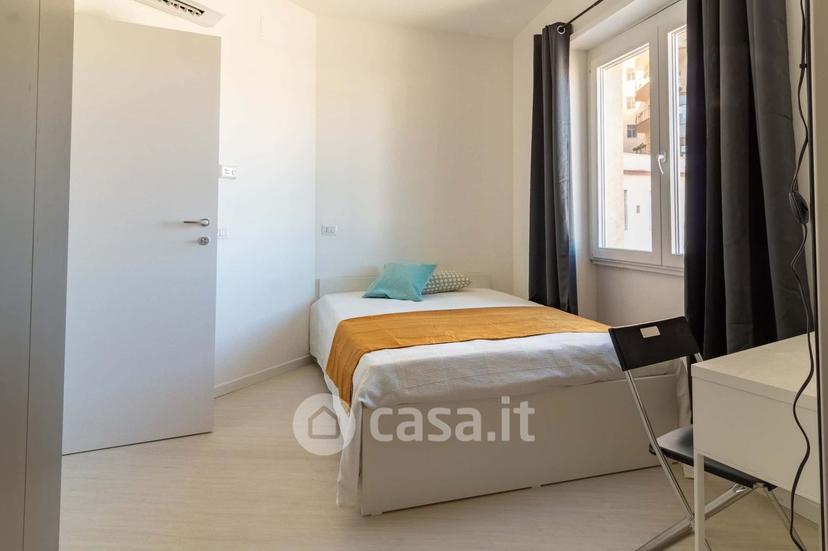 Stanza in Via Cavour 46 — foto 17 di 18