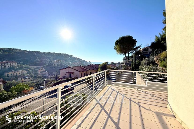 Trilocale in Strada della Bura 9 — foto 40 di 43